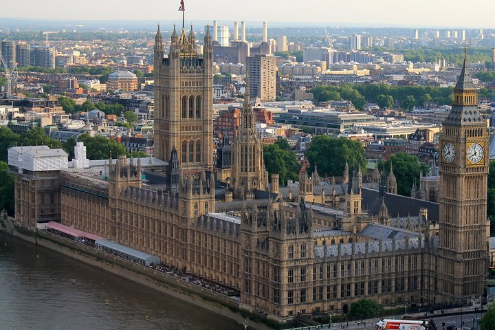 Private Walking Tour of London with licensed guide with central Hotel Pick Up - Photo 1 of 11